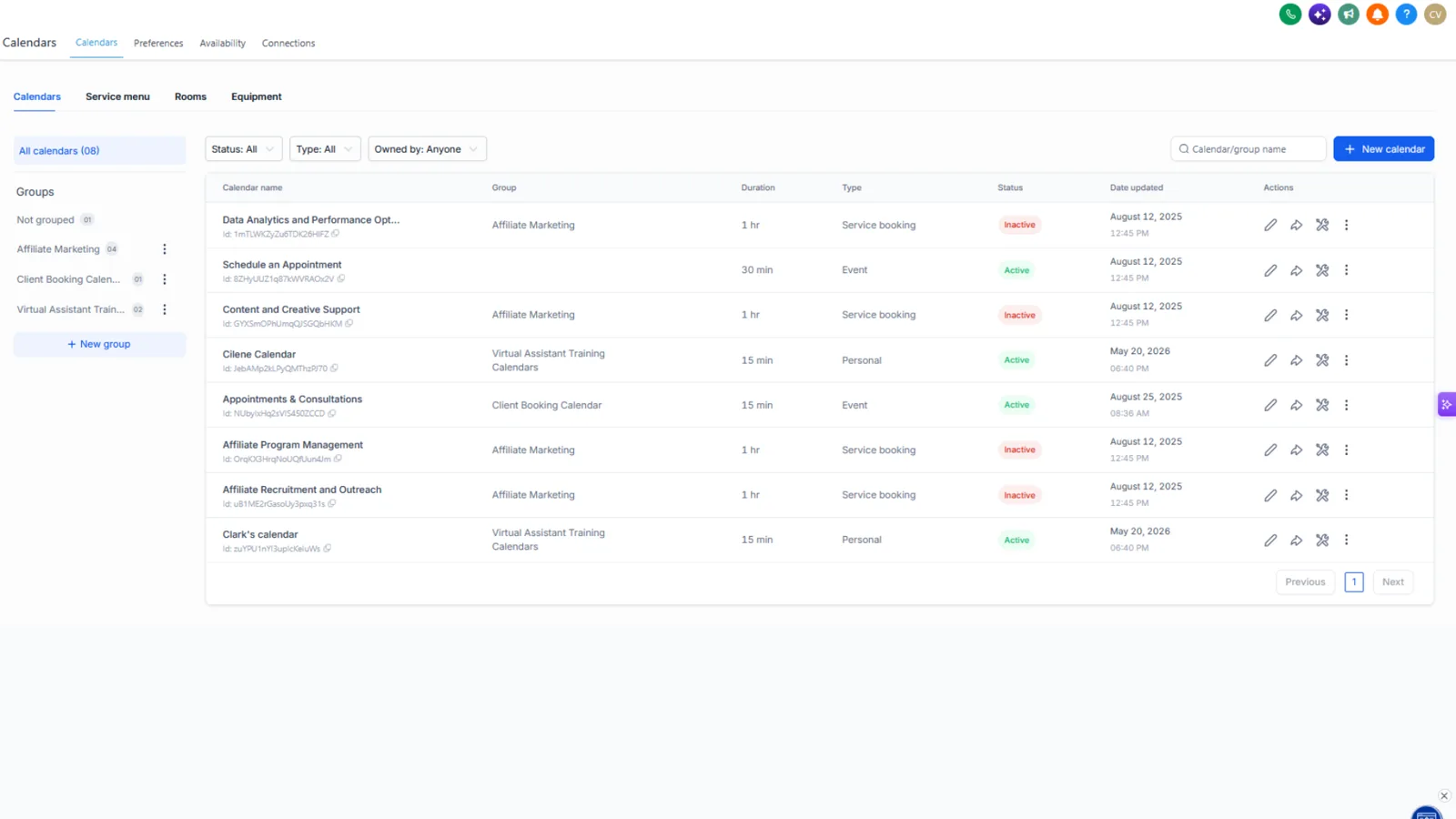 A calendar management screen listing booking calendars with status, duration, and type.